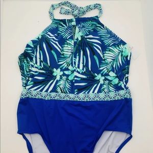 22w Swimsuit